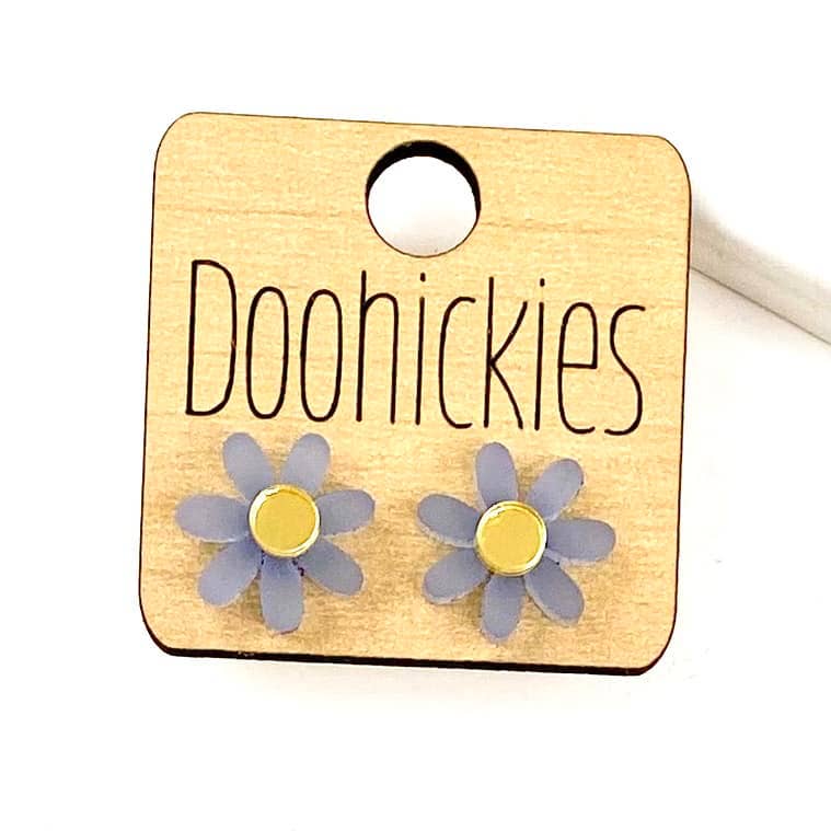 14mm Frosted Daisy Studs - Spring Earrings