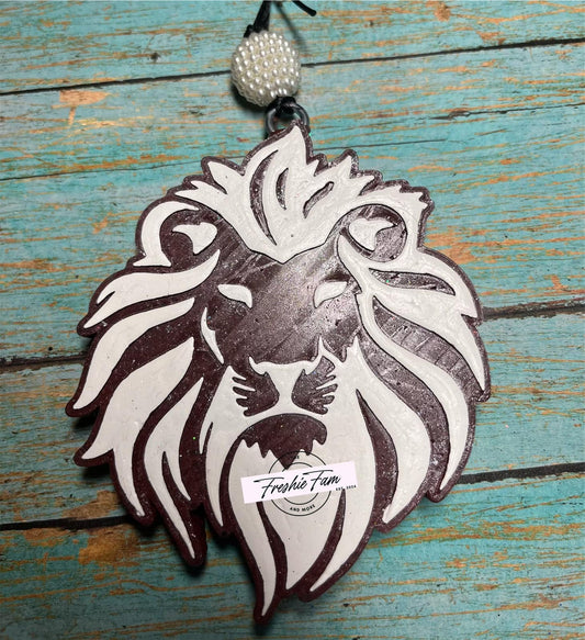 LIONS HEAD
