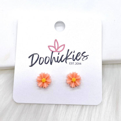 8mm Lil' Daisy Studs -Earrings