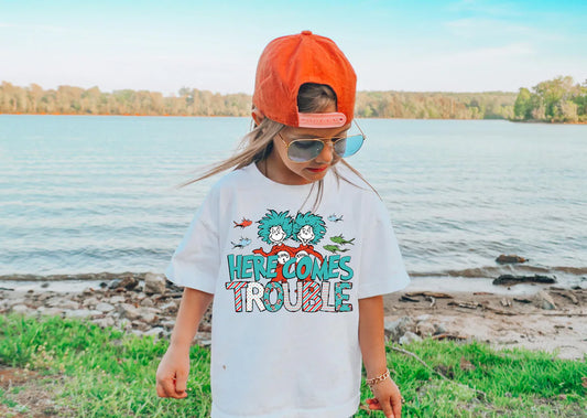 DR SEUSS HERE COMES TROUBLE